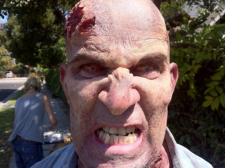 Illustration for article titled New set photos reveal all-out superhero carnage in The Avengers!